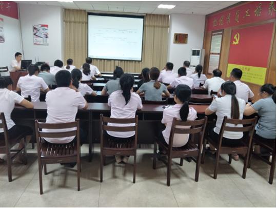HTH体育集团有限公司
顺利开展2019年工程系列 职称申报培训会